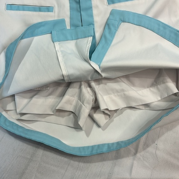 Greg Norman Skort, Golf Skirt with Stretch Size 4 - Picture 3 of 8
